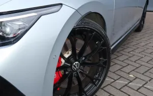 Huur Volkswagen Golf 8.5 GTI Clubsport