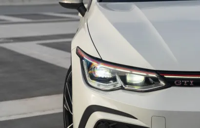 Huur Volkswagen Golf 8 GTI