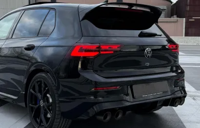 Huur Volkswagen Golf 8R Performance