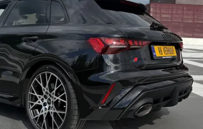 Huur Audi RS3 2025 HULK Edition