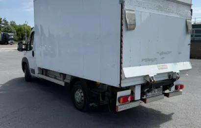 Huur Peugeot verhuiswagen