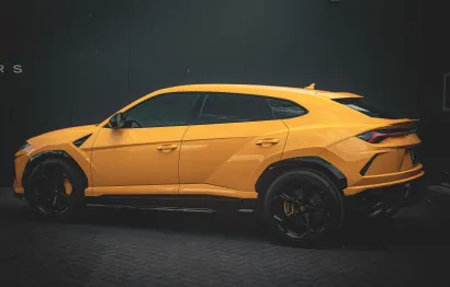 Huur Lamborghini Urus