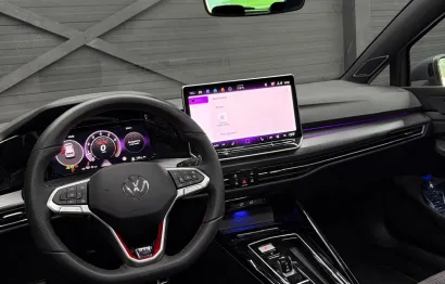 Huur Volkswagen Golf 8.5 GTI