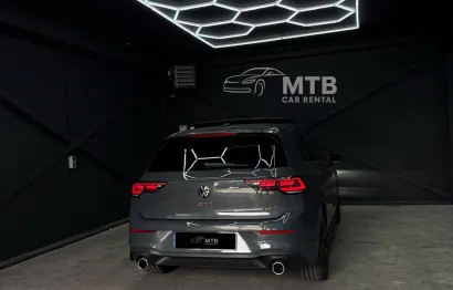 Huur Volkswagen Golf 8.5 GTI