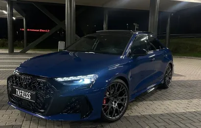 Huur Audi RS3 Limousine (2025)