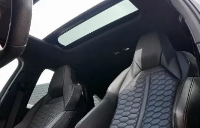 Huur Audi RSQ3 Sportback