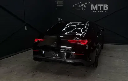 Huur Mercedes Benz CLA220