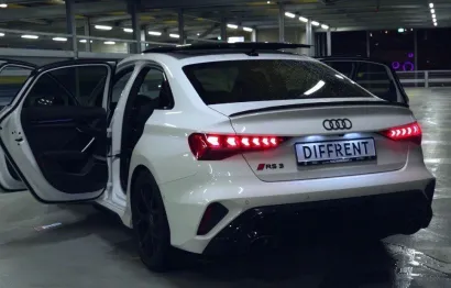 Huur Audi RS3 Limousine (2026)