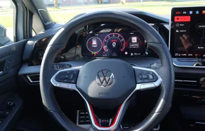 Huur Volkswagen Golf 8.5 GTI Clubsport
