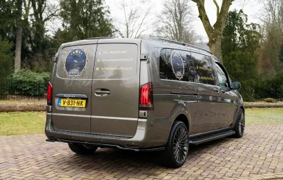 Huur Mercedes Benz Vito VIP Bus