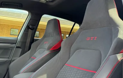 Huur Volkswagen Golf 8 GTI Clubsport