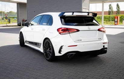 Huur Mercedes Benz A35 AMG
