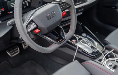 Huur Audi RS3 Sportback (2026)