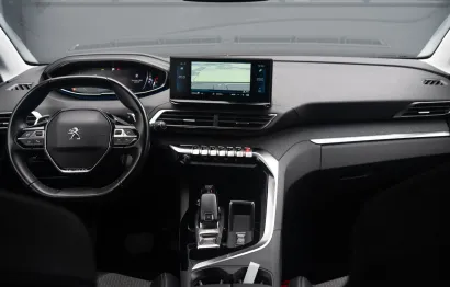 Huur Peugeot 3008