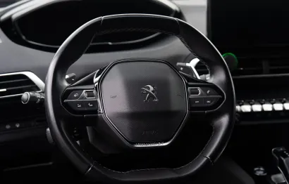 Huur Peugeot 3008