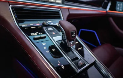 Huur Porsche Panamera 4S