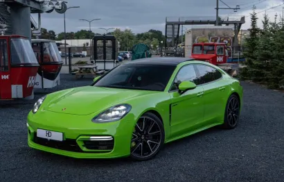 Huur Porsche Panamera 4S