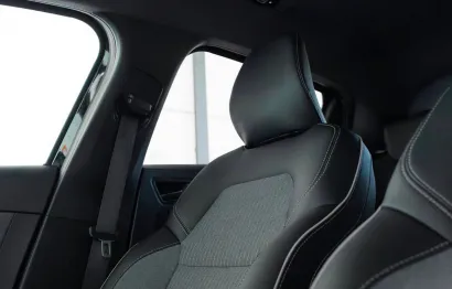 Huur Renault Clio E-Tech (2025)