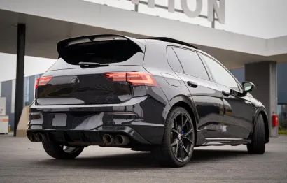 Huur Volkswagen Golf 8R