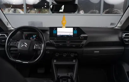 Huur Citroën C4