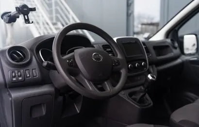Huur Nissan NV300