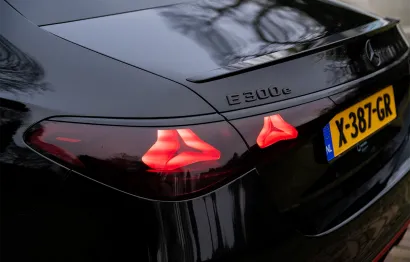 Huur Mercedes Benz E300e