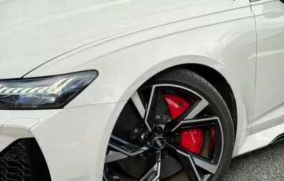 Huur Audi RS6 Performance