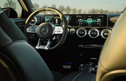Huur Mercedes Benz A35 AMG