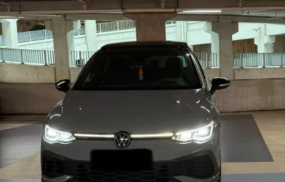 Huur Volkswagen Golf 8 GTI Clubsport 45 Jahre