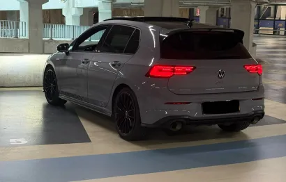 Huur Volkswagen Golf 8 GTI Clubsport 45 Jahre