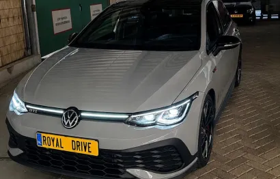 Huur Volkswagen Golf 8 GTI Clubsport