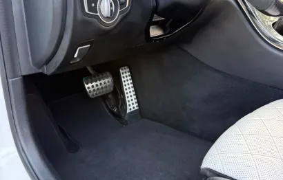 Huur Mercedes Benz C63s AMG