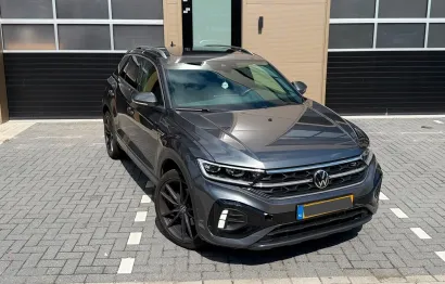 Huur Volkswagen T-Roc R-Line