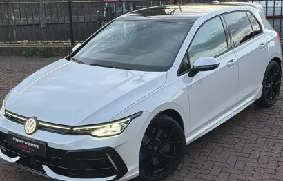 Huur Volkswagen Golf 8.5R