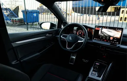 Huur Volkswagen Golf 8.5 GTI Clubsport