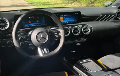 Huur Mercedes Benz A45s AMG