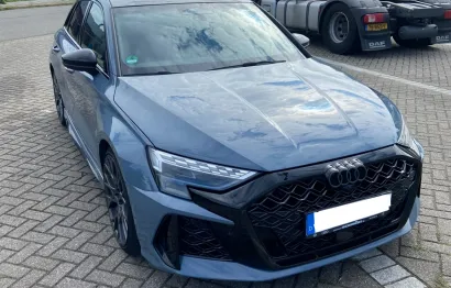 Huur Audi RS3 Sportback (2026)