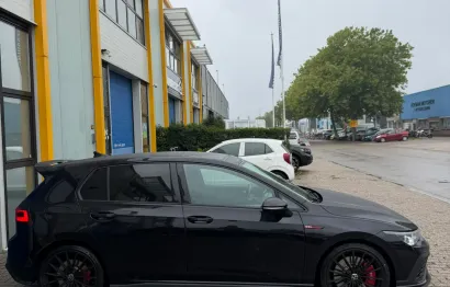 Huur Volkswagen Golf 8 GTI Clubsport 45 Jahre