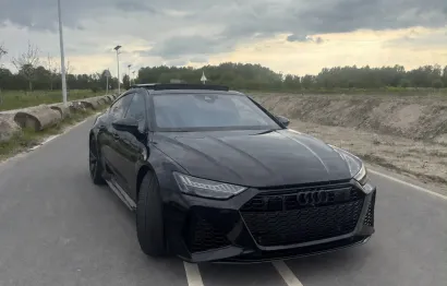 Huur Audi RS7 Performance