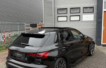Huur Audi RS3 Sportback (2025)