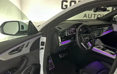 Huur Audi SQ8 (700PK) + Downpipe