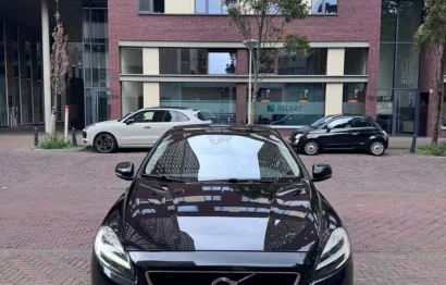 Huur Volvo V40