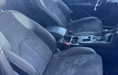 Huur Cupra Leon 300