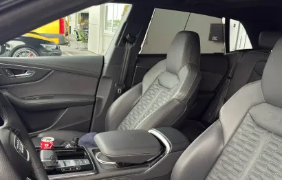 Huur Audi RSQ8 Performance (2026)