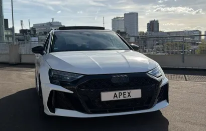 Huur Audi RS3 Limousine (2026)