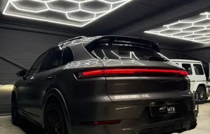 Huur Porsche Cayenne S
