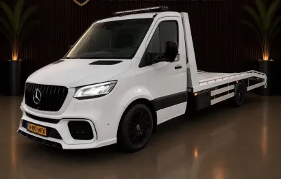 Huur Mercedes Benz Oprijwagen