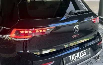 Huur Volkswagen Golf 8.5 GTI