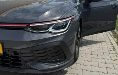 Huur Volkswagen Golf 8 GTI Clubsport