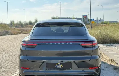 Huur Porsche Cayenne Coupé